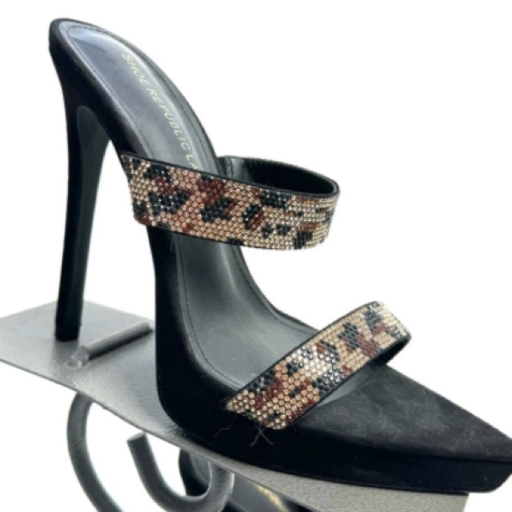 New. Shoe Republic Heels